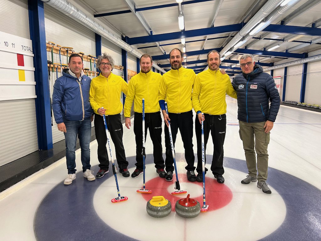 TORNEO  INTERNAZIONALE DI CURLING